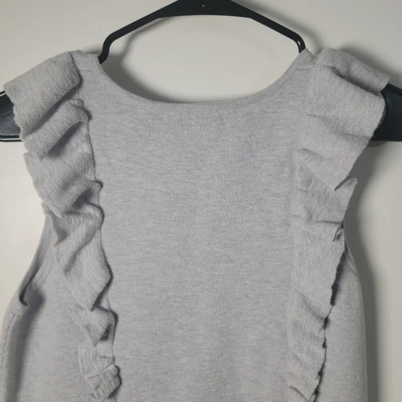 Madewell Gray Ruffled Sweater Tank | Madewell Sweater | Madewell Tank | Size Sm - Picture 7 of 7